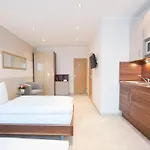 Am Kleeblatt Апарт-отель 3*