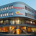 Am Kleeblatt 3*