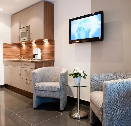 Am Kleeblatt Aparthotel 3*