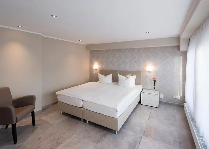 Apart Otel Am Kleeblatt Wuppertal