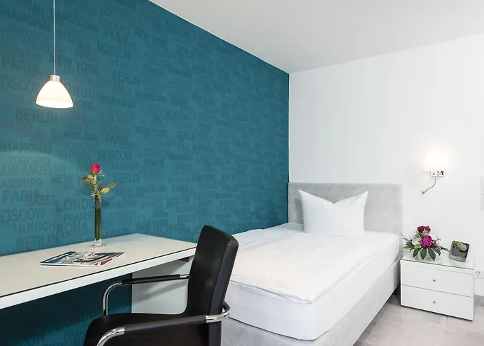 Apart Otel Am Kleeblatt 3*