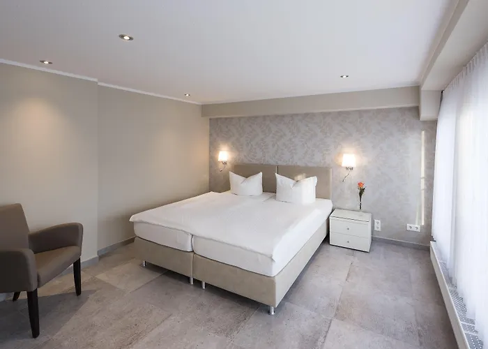 Am Kleeblatt Aparthotel 3*