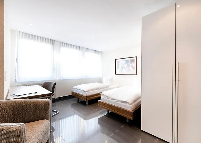 Am Kleeblatt 3* Wuppertal