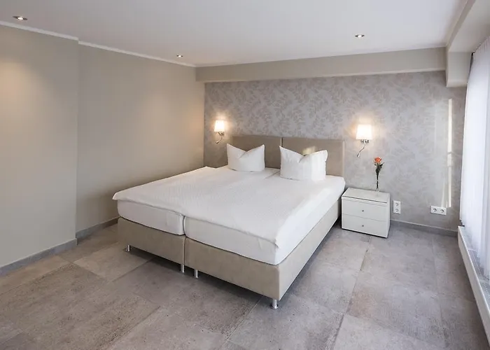 Am Kleeblatt 3* Wuppertal